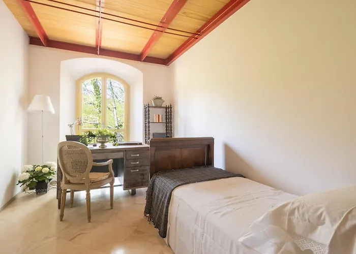 Charming Pool In The Siena Countryside