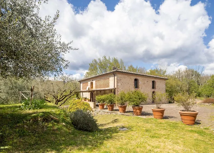 Charming Pool In The Siena Countryside *